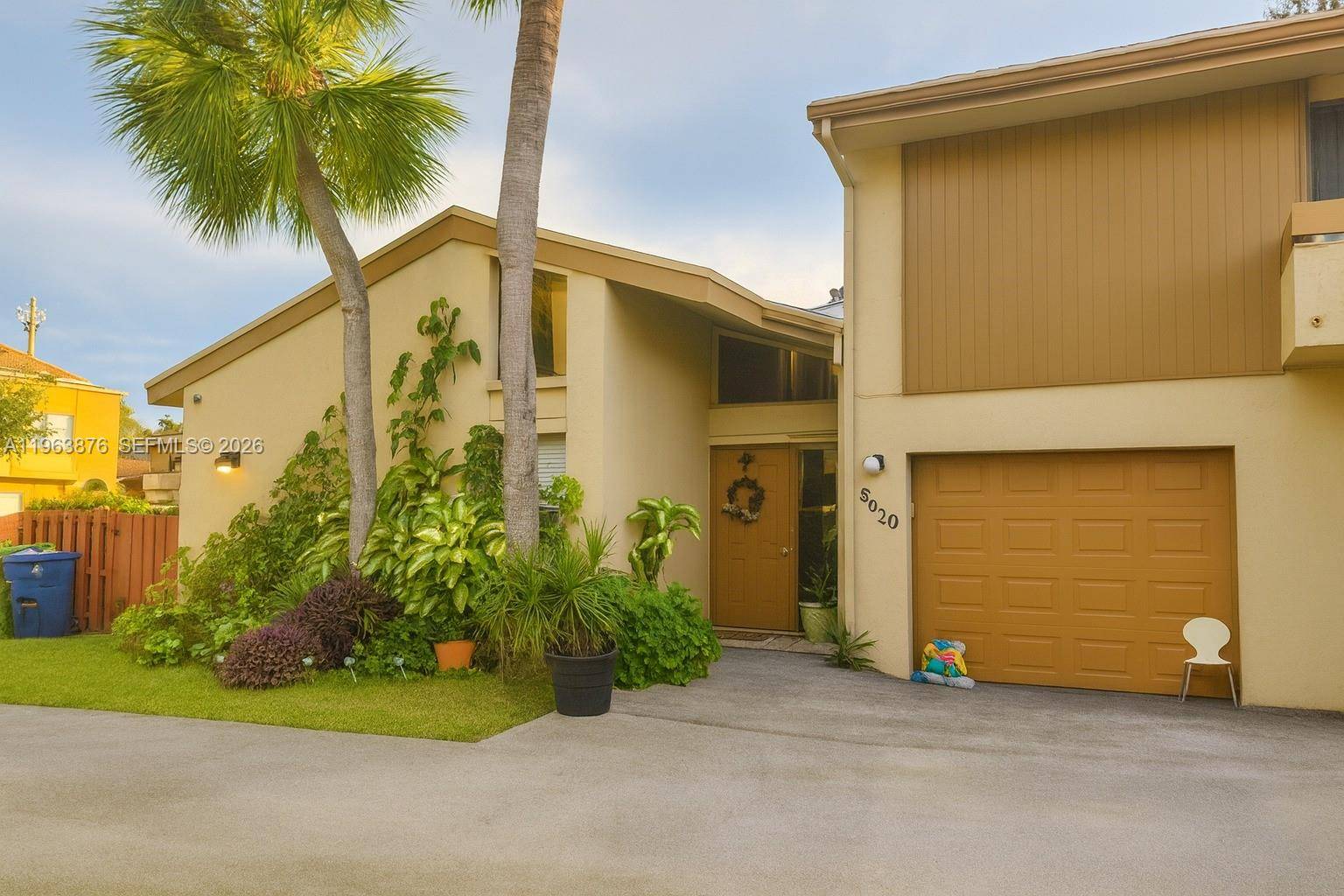 3020 E Missionwood LnMiramar - Condo 1-4 Stories,Condo condo unit A-56 - picture