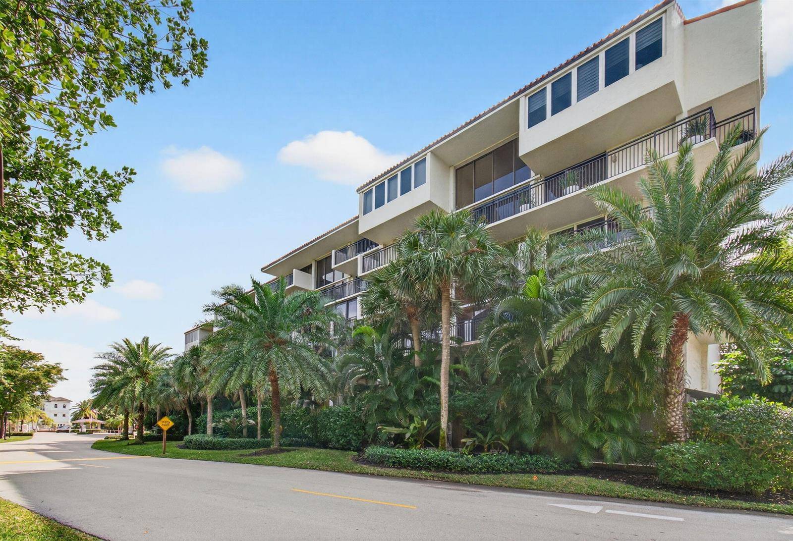3908 S OceanHighland Beach - REGENCY HIGHLAND condo unit 127 - picture