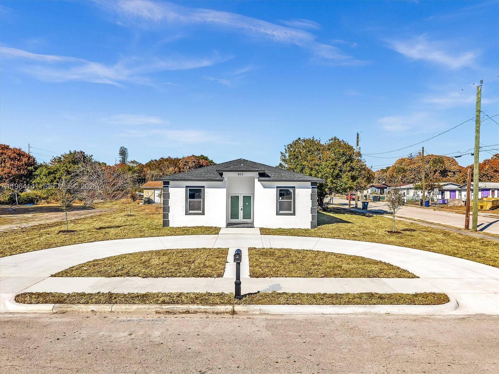 803 N 20th StFort Pierce - picture