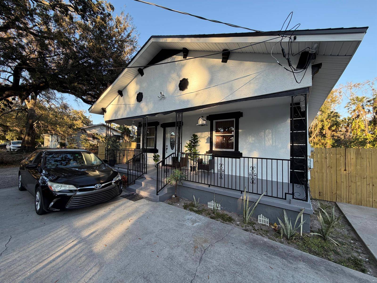 1606 S 45Tampa - picture