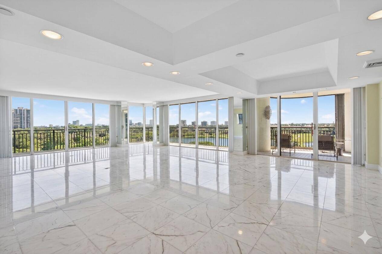 2427 PresidentialWest Palm Beach - PARLIAMENT EAST CONDO,Lands of The Preside condo unit 803 - picture