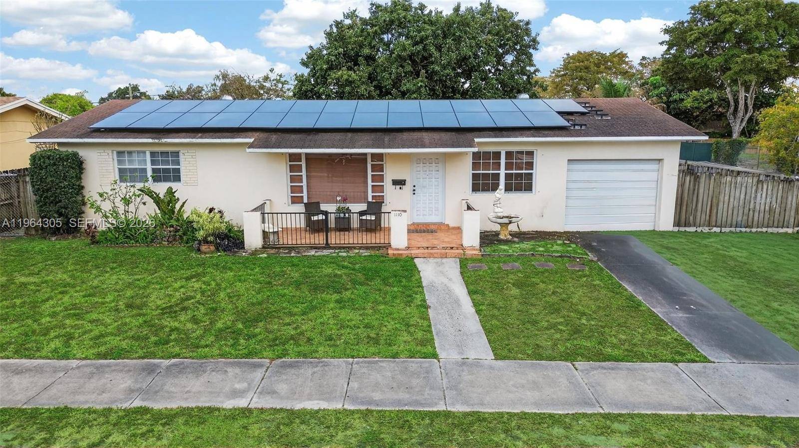 1110 NE 204th TerMiami - picture