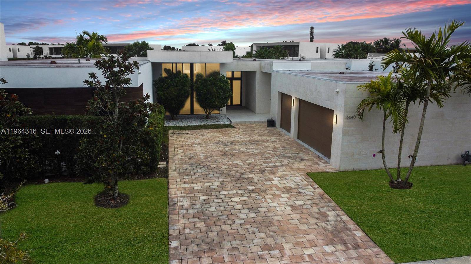 16640 Sunset WayWeston - picture