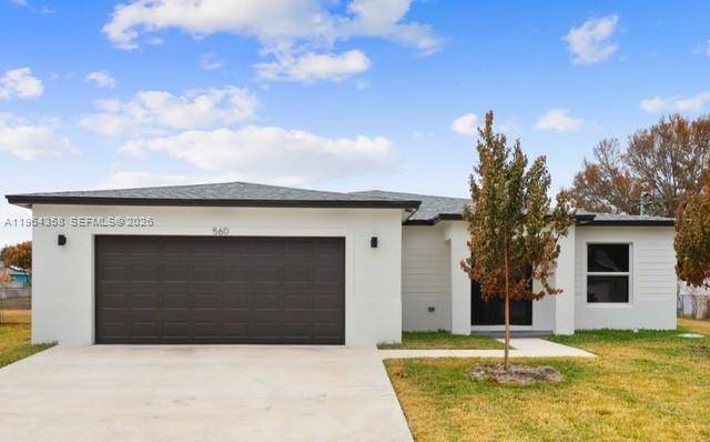 560 SW Carter AvePort St. Lucie - picture