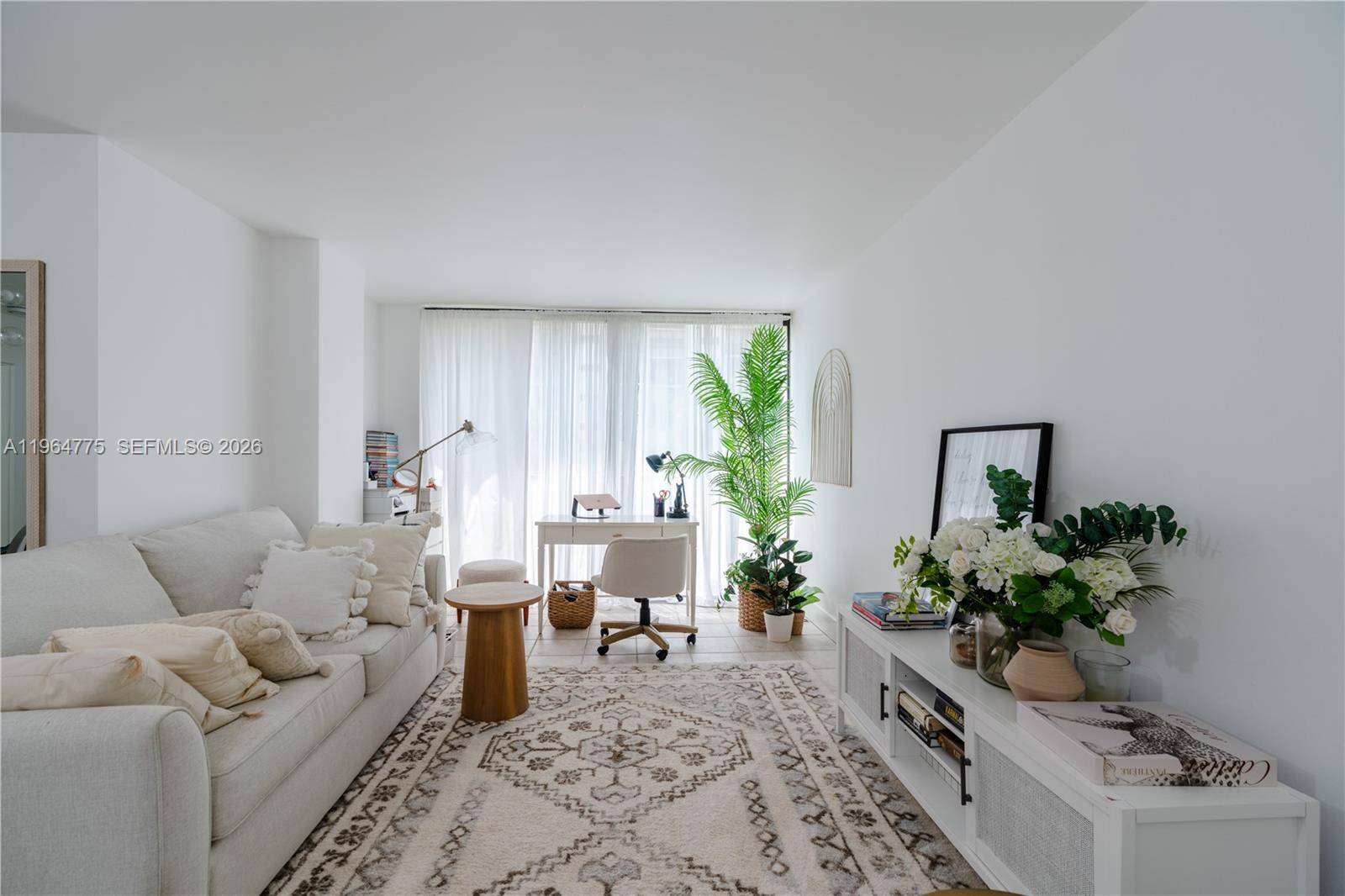 17021 N Bay RdSunny Isles Beach - Condo 5+ Stories,Condo condo unit 526 - picture