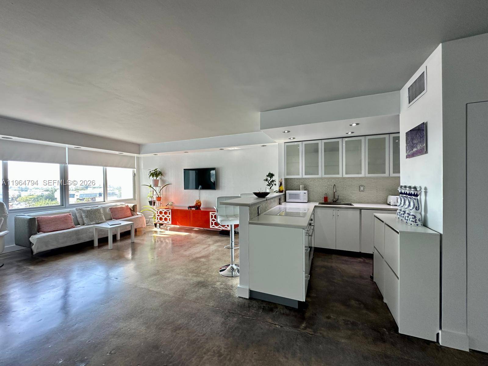 1000 West AveMiami Beach - Condo 5+ Stories,Condo condo unit 932 - picture