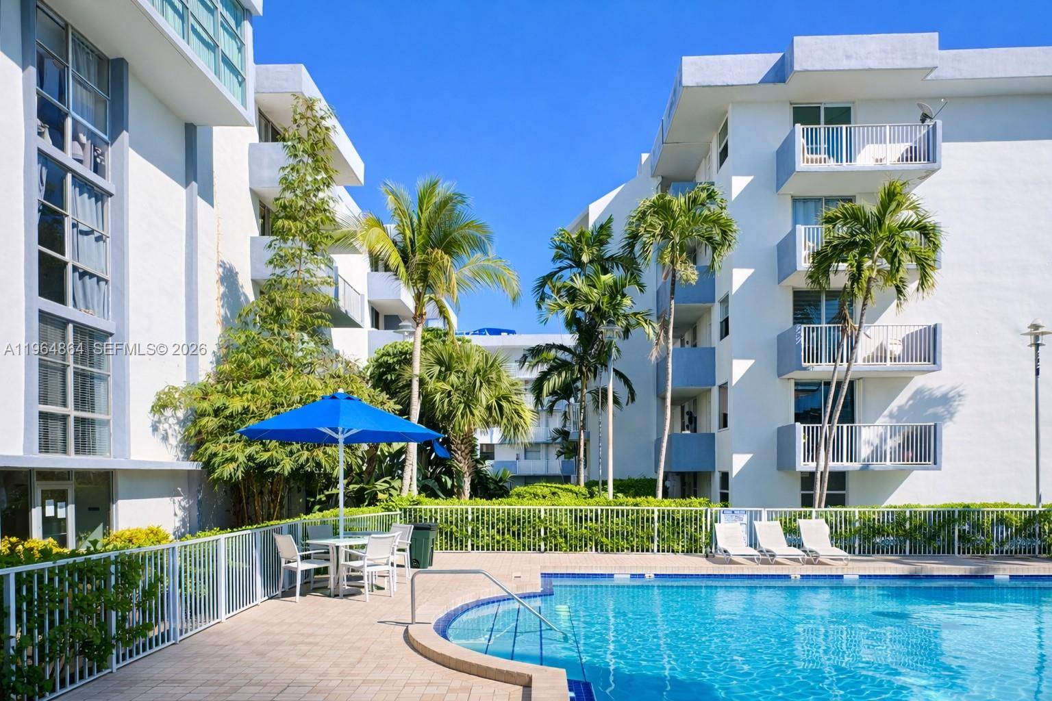1801 S Treasure DrNorth Bay Village - Condo 5+ Stories,Condo condo unit 426 - picture