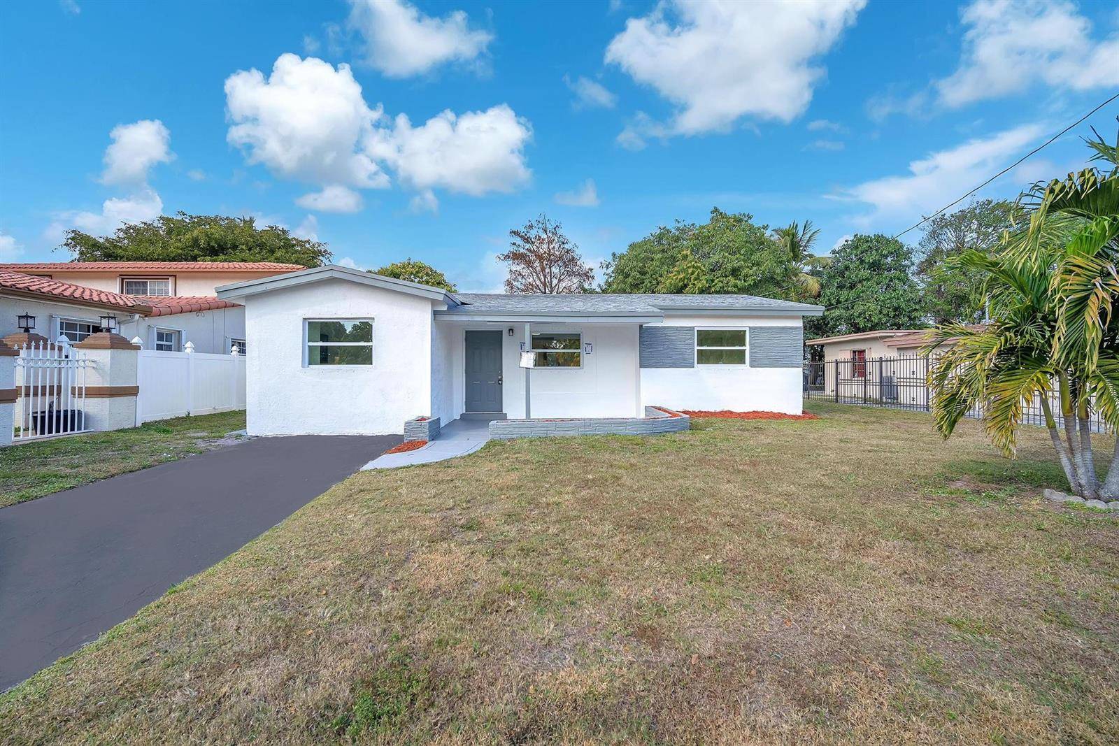 3531 NW 9thLauderhill - picture