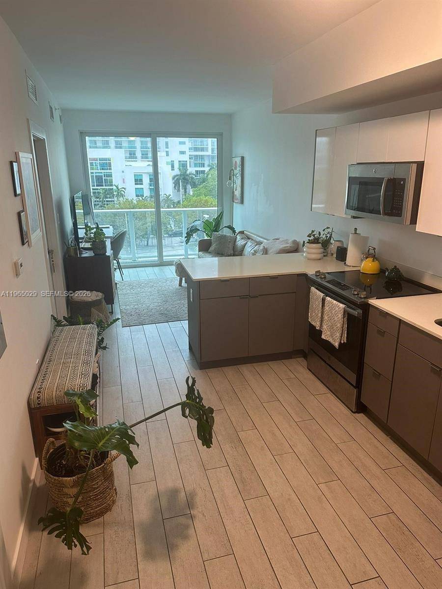 321 NE 26th StMiami - 26 EDGEWATER CONDO condo unit 511 - picture