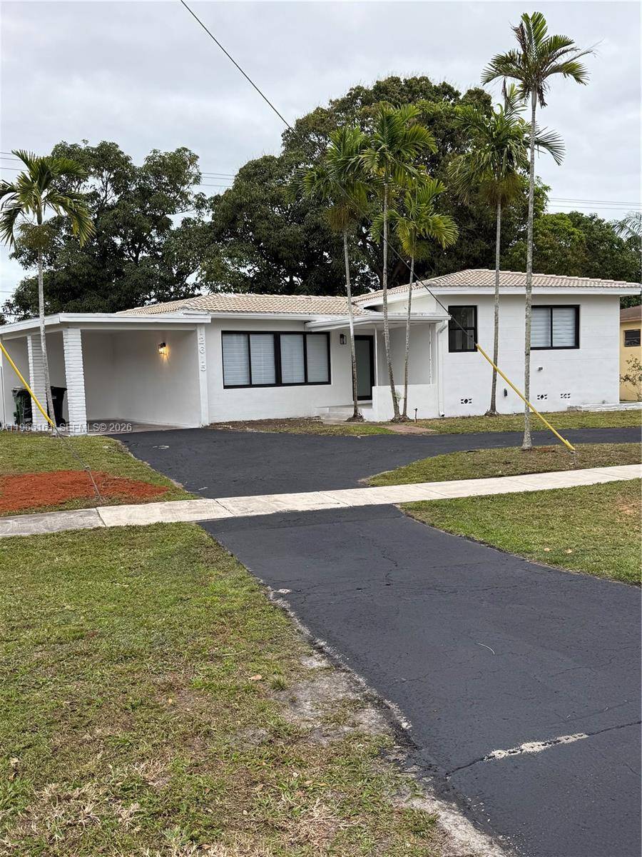 12615 N Miami AveNorth Miami - picture