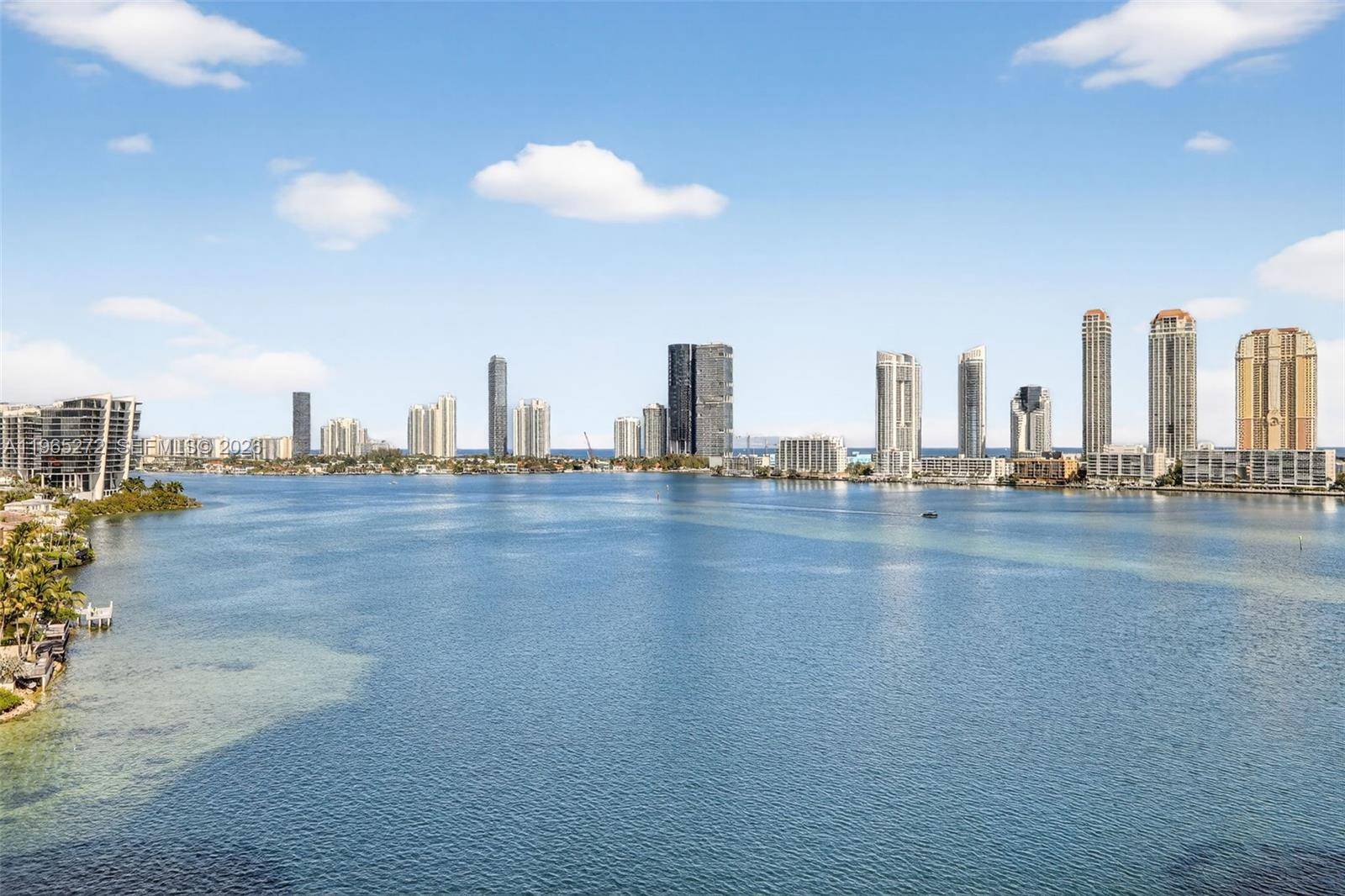 3000 Island BlvdAventura - Condo 5+ Stories,Condo condo unit 1106 - picture