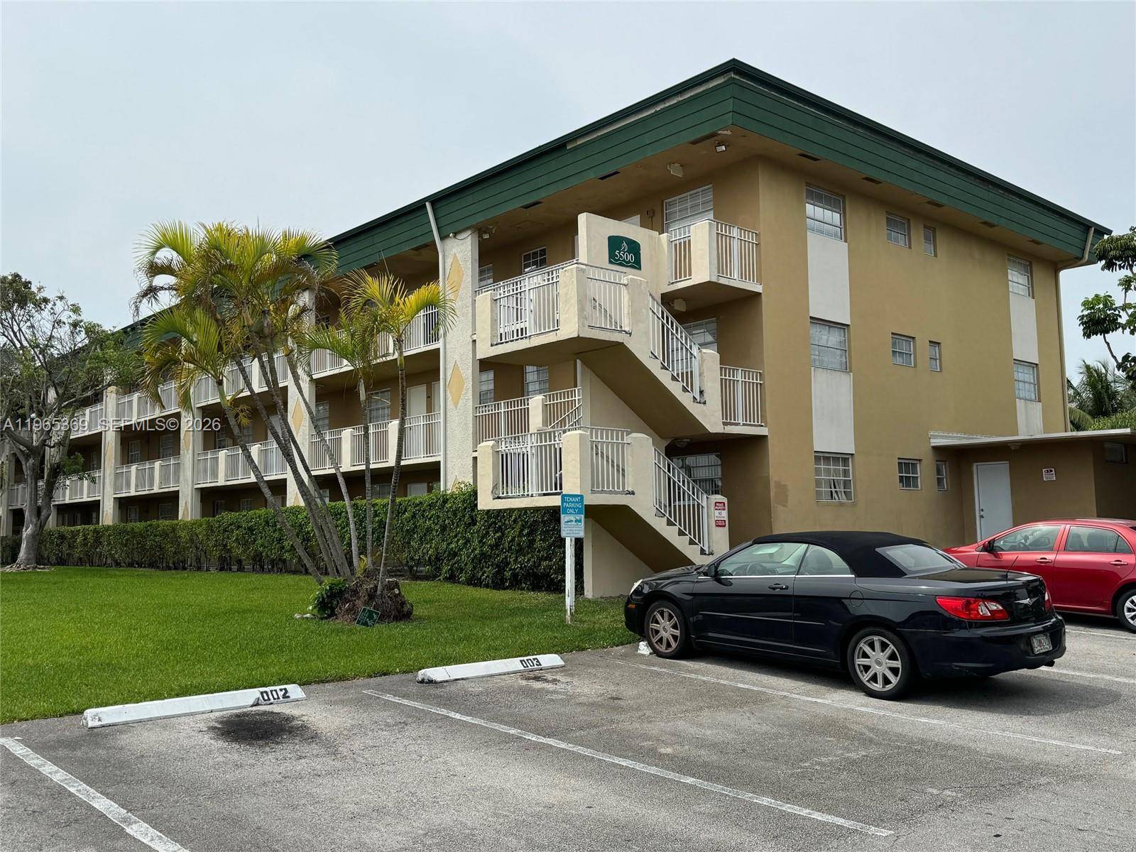 5500 SW 77th CtMiami - Condo 1-4 Stories,Condo condo unit 305 - picture
