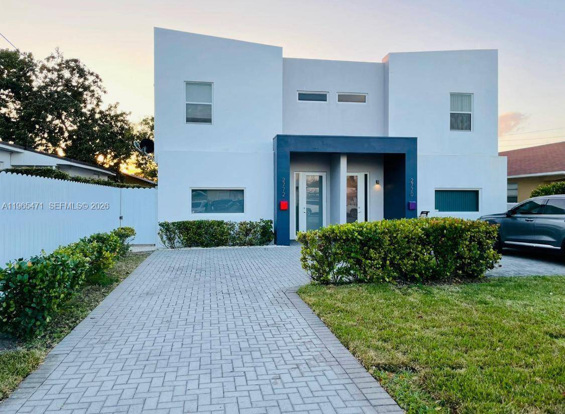 2772 SW 31st CtMiami - Townhouse/Villa-Annual,Townhouse condo unit 2772 - picture