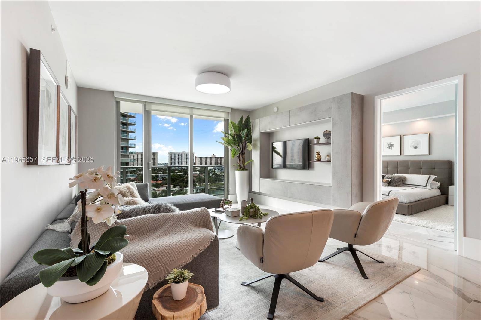 300 Sunny Isles BlvdSunny Isles Beach - Condo/Co-Op/Annual,Condo condo unit 4-806 - picture