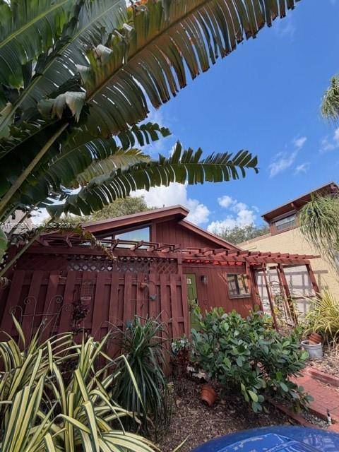 6171 NW 32nd WayFort Lauderdale - picture