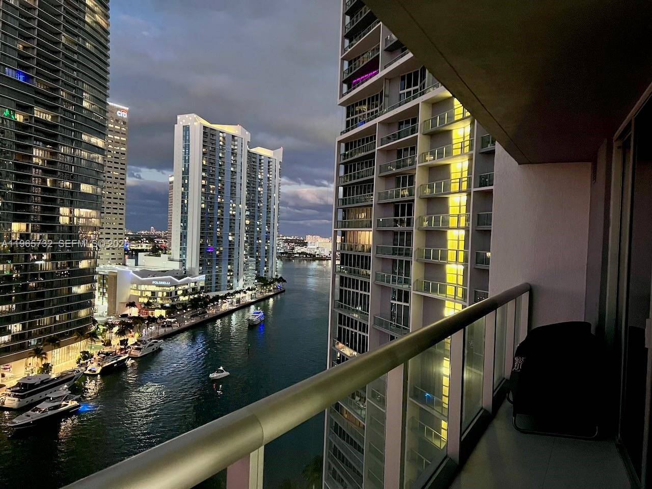 475 Brickell AveMiami - Condo 5+ Stories,Condo condo unit 1715 - picture
