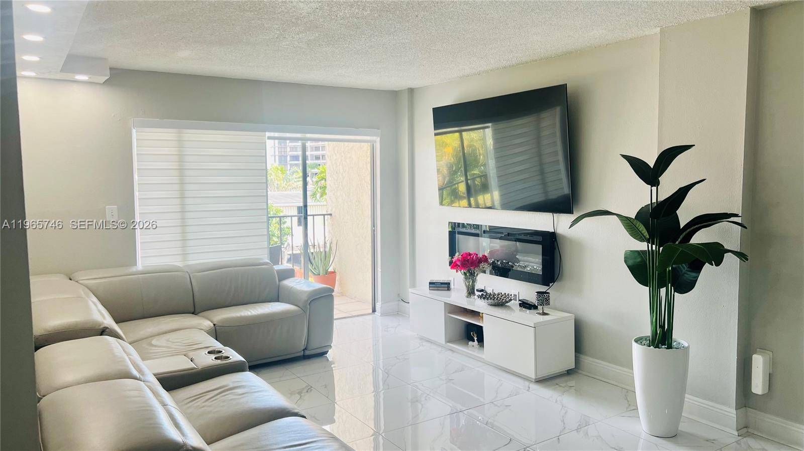 14250 SW 62nd StMiami - Condo 5+ Stories,Condo condo unit 319 - picture