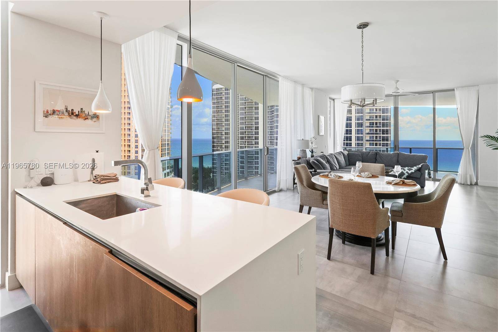 17550 Collins AveSunny Isles Beach - Condo/Co-Op/Seasonal,Condo condo unit 1205 - picture