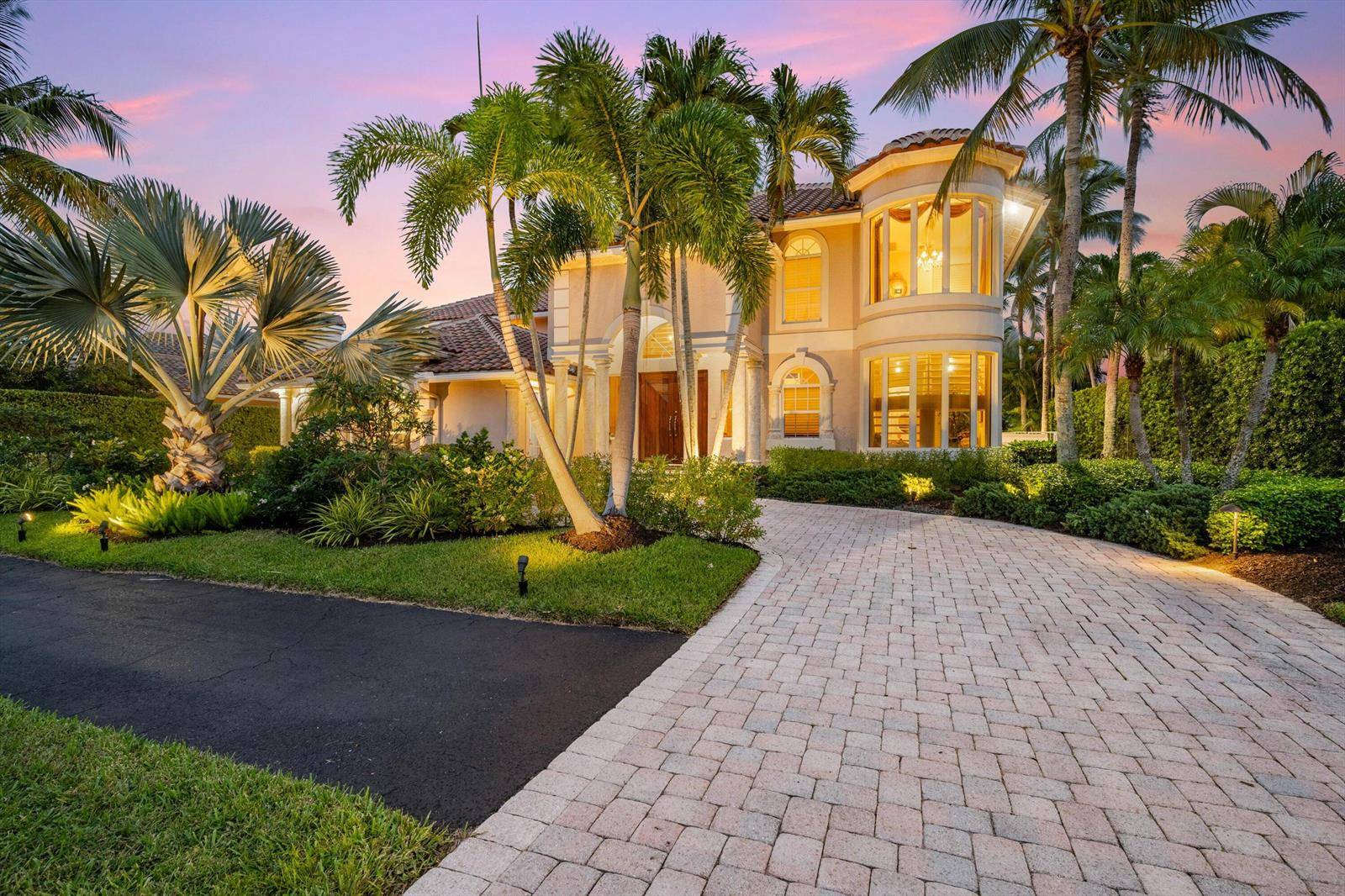 3164 Casseekey IslandJupiter - picture