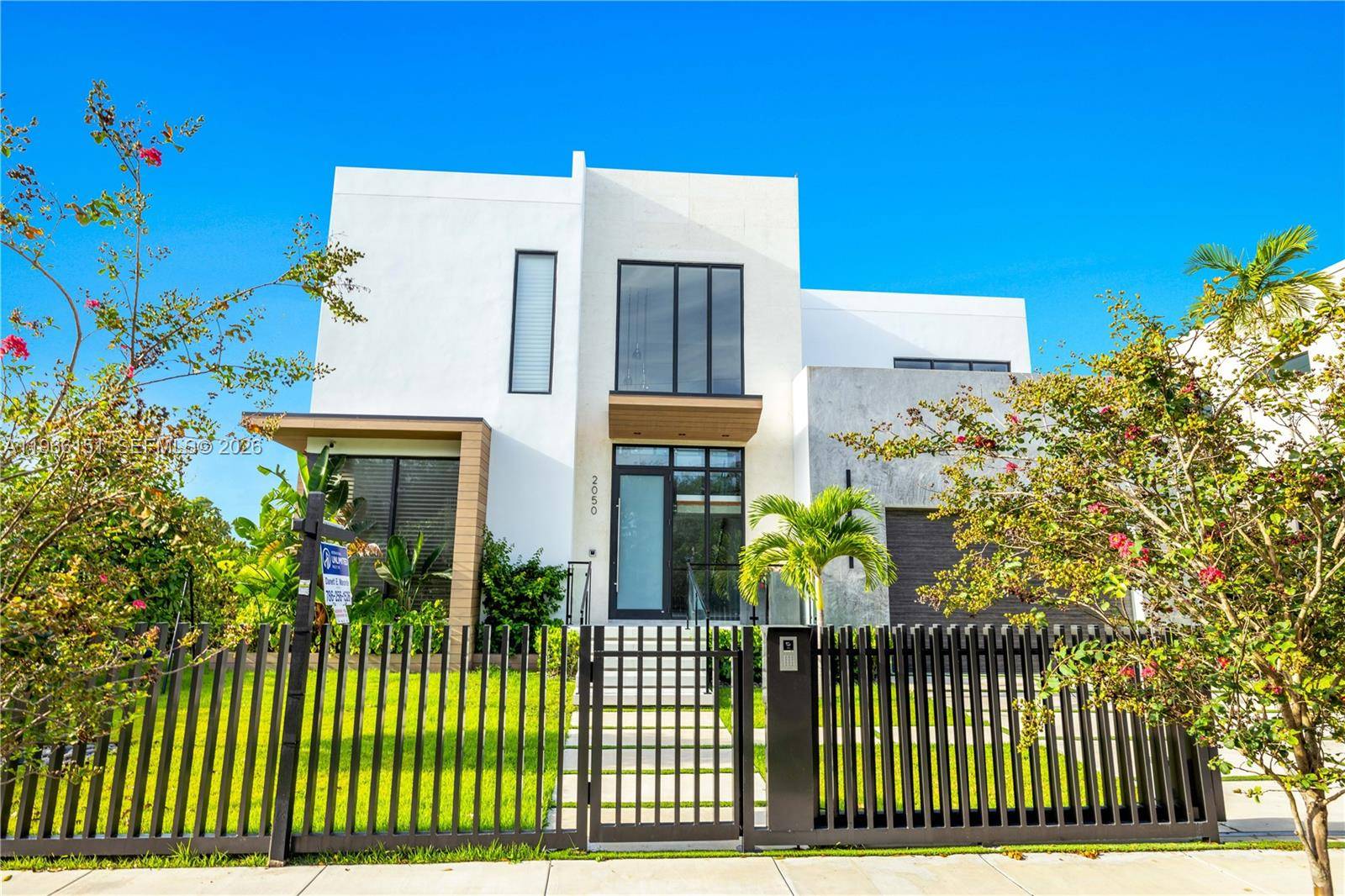 2050 S Hibiscus DrNorth Miami - picture