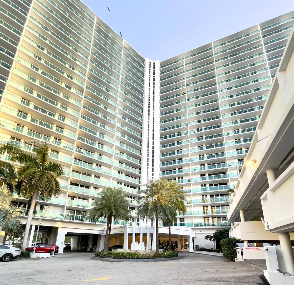 100 Bayview DrSunny Isles Beach - ARLEN HOUSE EAST CONDO,ARLEN HOUSE condo unit 412 - picture