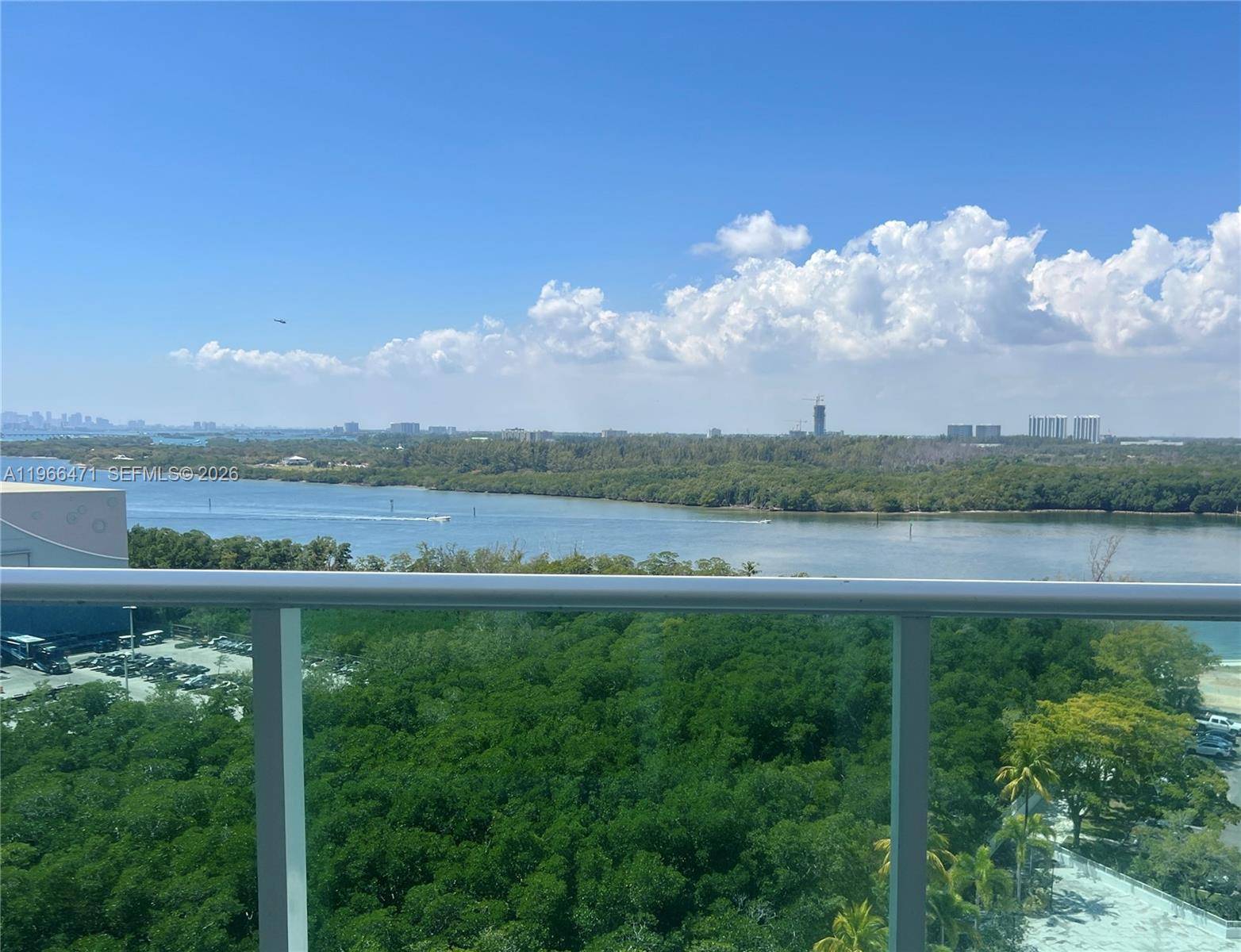 100 Bayview DrSunny Isles Beach - Condo/Co-Op/Annual,Condo condo unit 1418 - picture