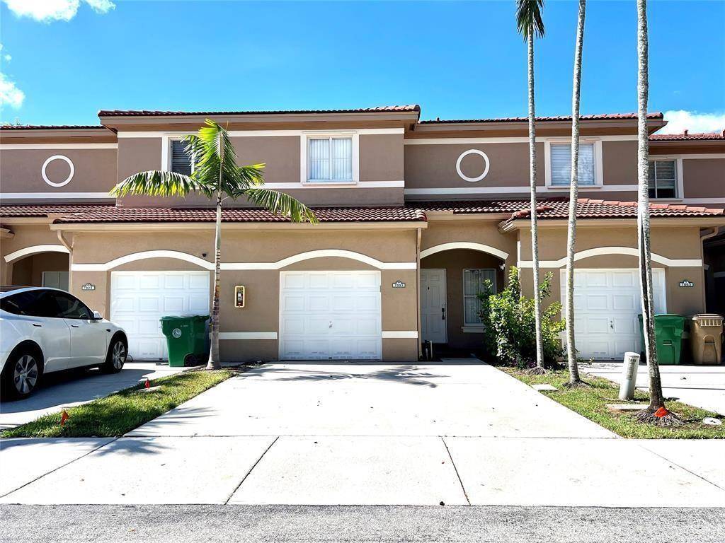 7893 N SouthwoodDavie - picture