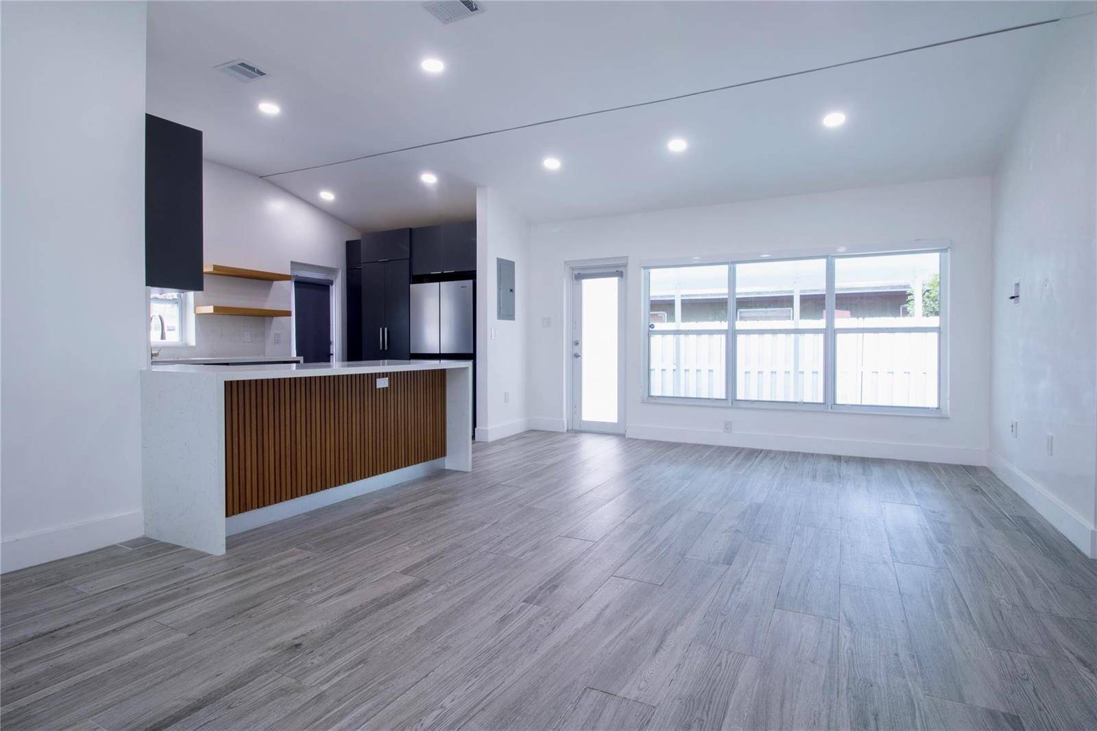 245 SW 20thFort Lauderdale - picture