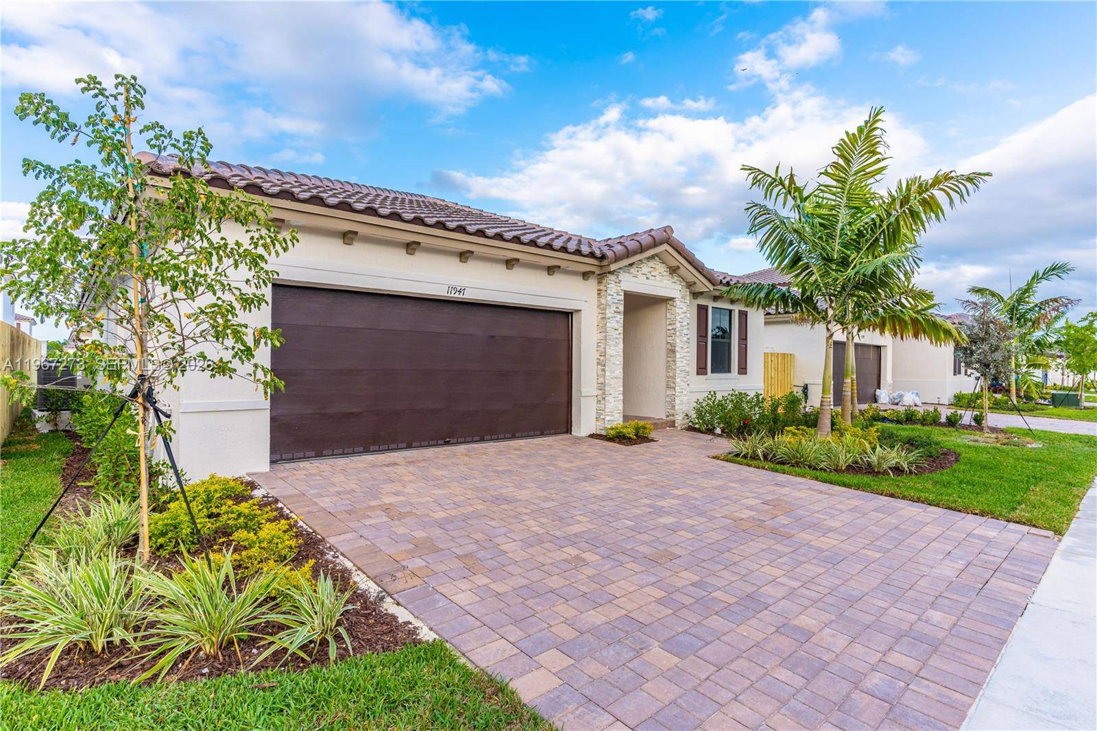11947 SW 241st TerHomestead - picture