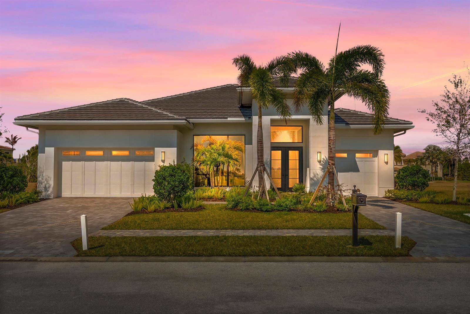 170 SE Rio AngelicaPort St. Lucie - picture