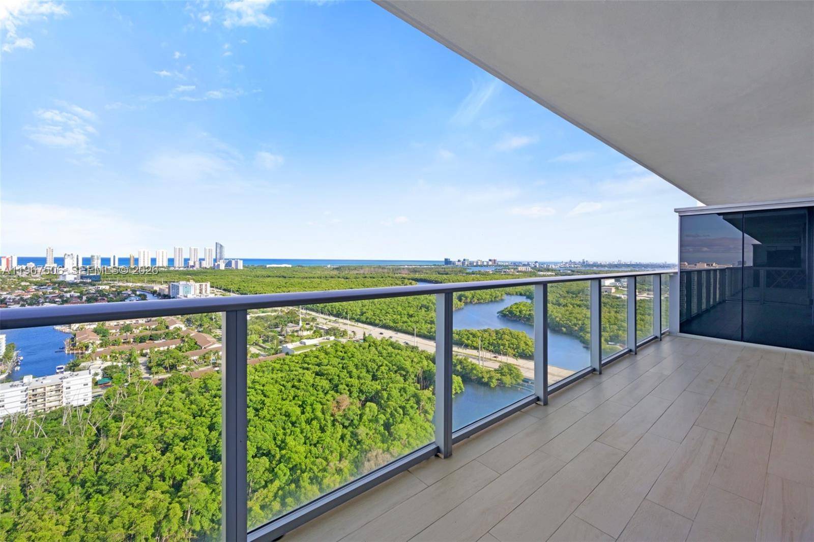 16385 Biscayne BlvdNorth Miami Beach - THE HARBOUR SOUTH CONDO condo unit 3020 - picture