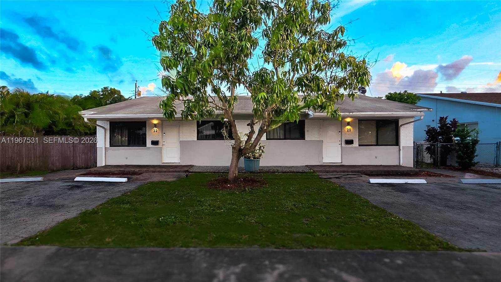 20 SE 12th StDania Beach - picture