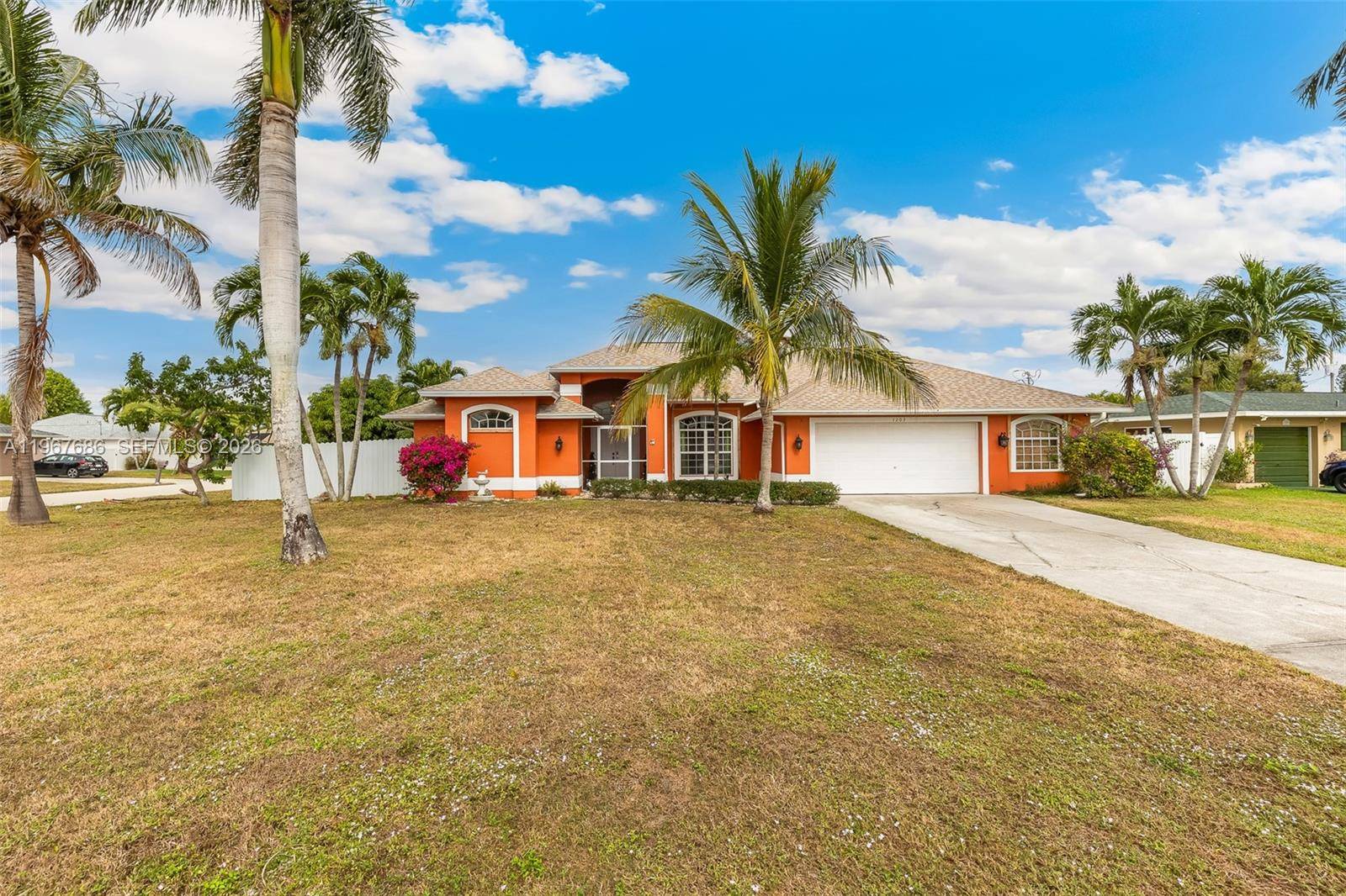 1203 SE 27th STCape Coral - picture