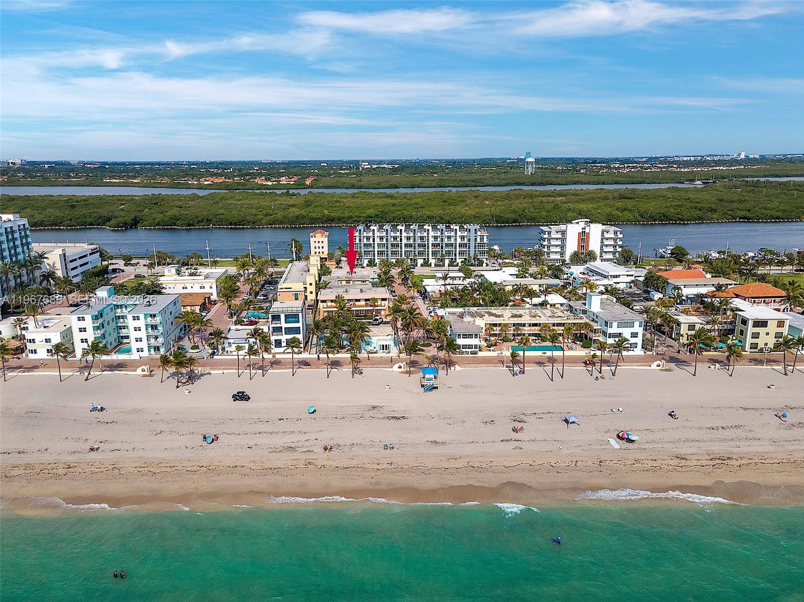 322 Harding StHollywood - BEACH TERRACE RESORT COND condo unit B202 - picture