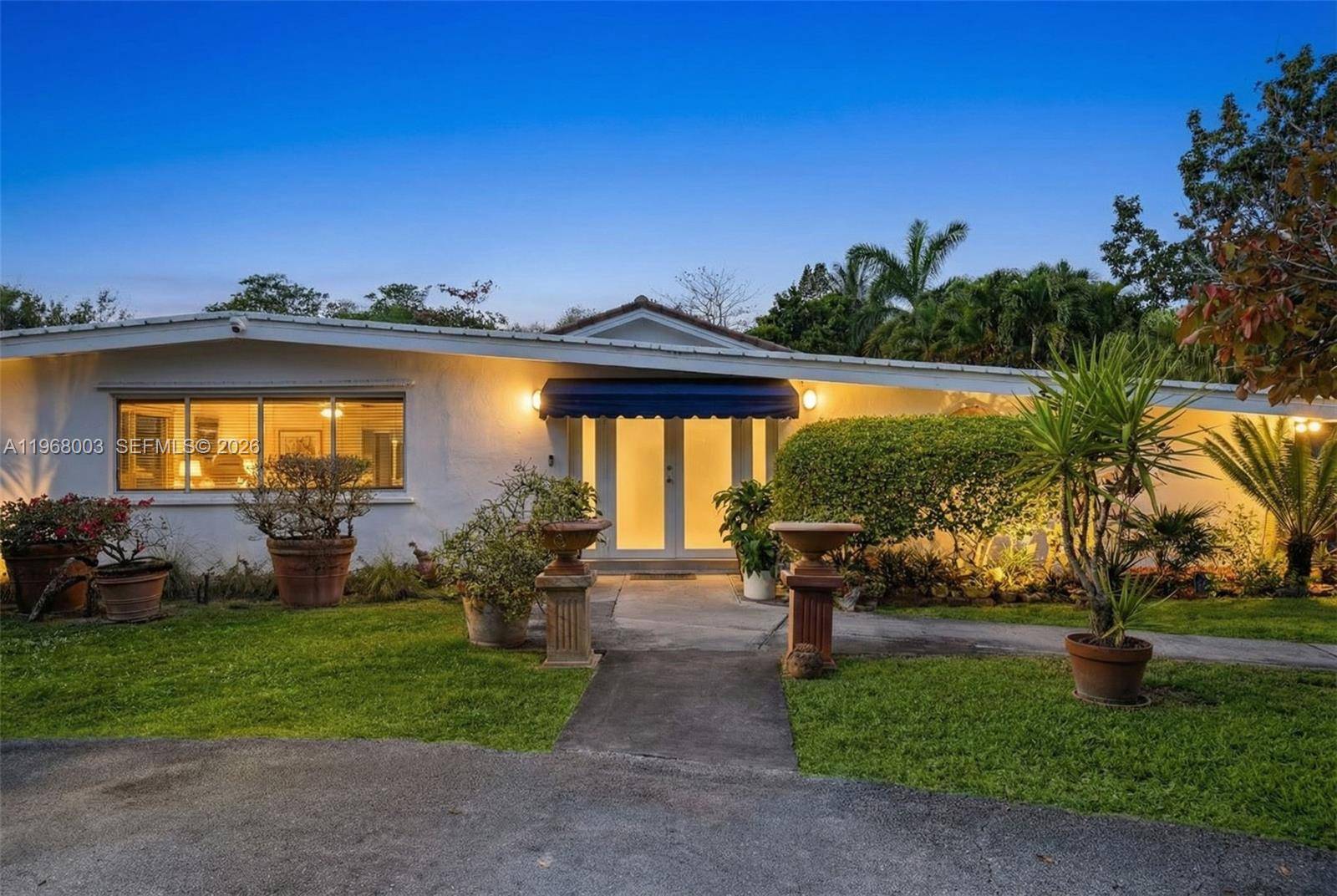 11220 SW 67th AvePinecrest - picture