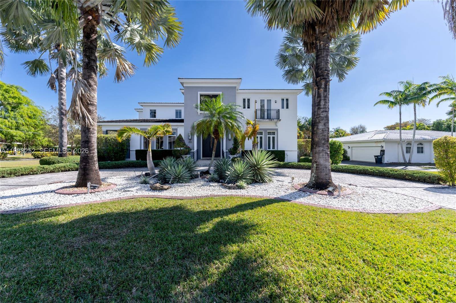 12755 SW 57th AveCoral Gables - picture