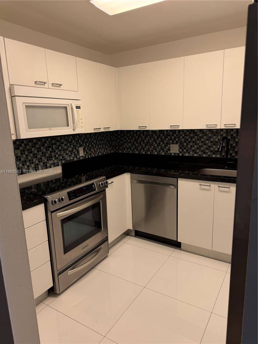 7925 SW 86th StMiami - Condo 1-4 Stories,Condo condo unit 923 - picture