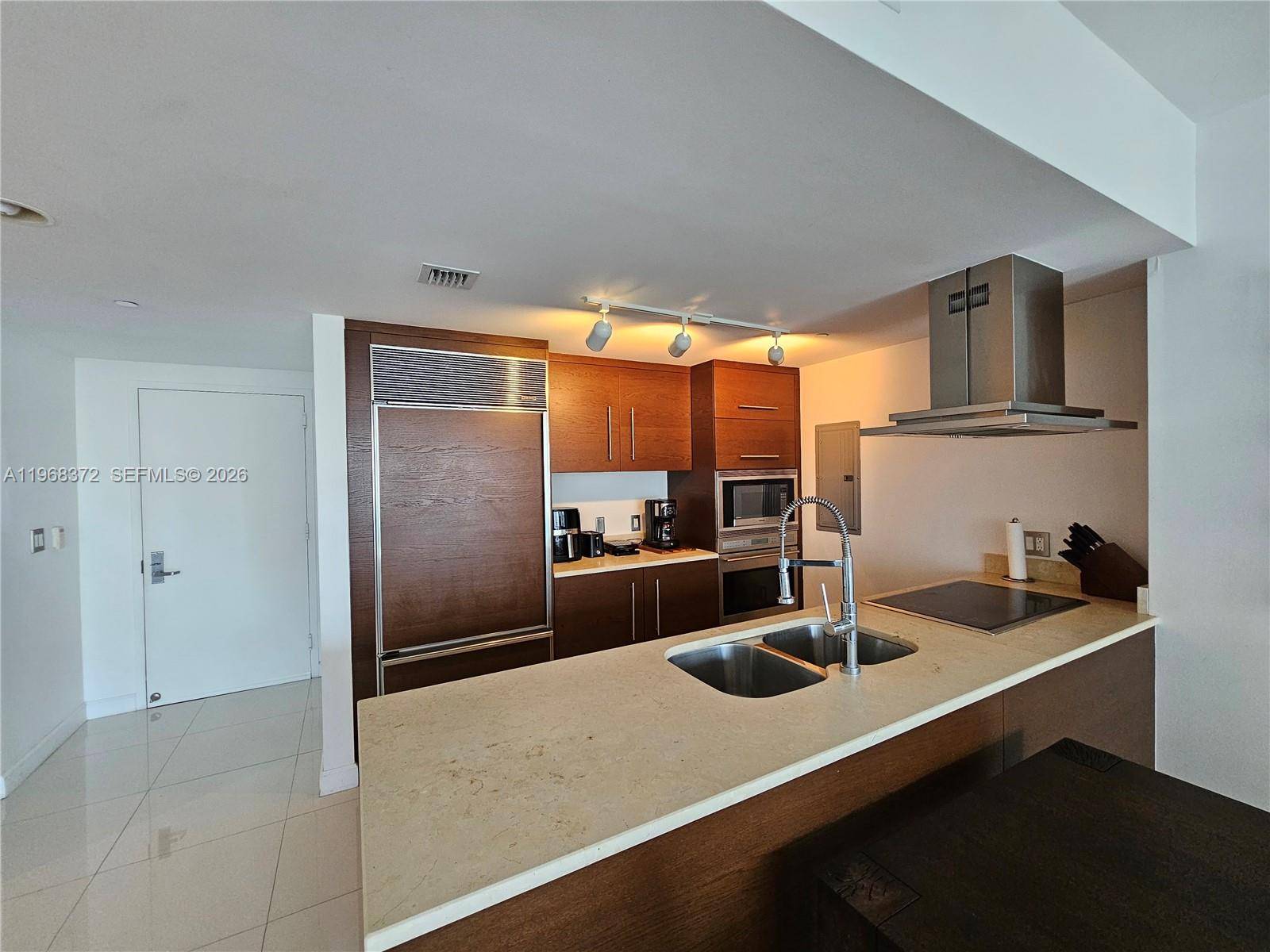 495 Brickell AveMiami - Condo/Co-Op/Seasonal,Condo condo unit 905 - picture