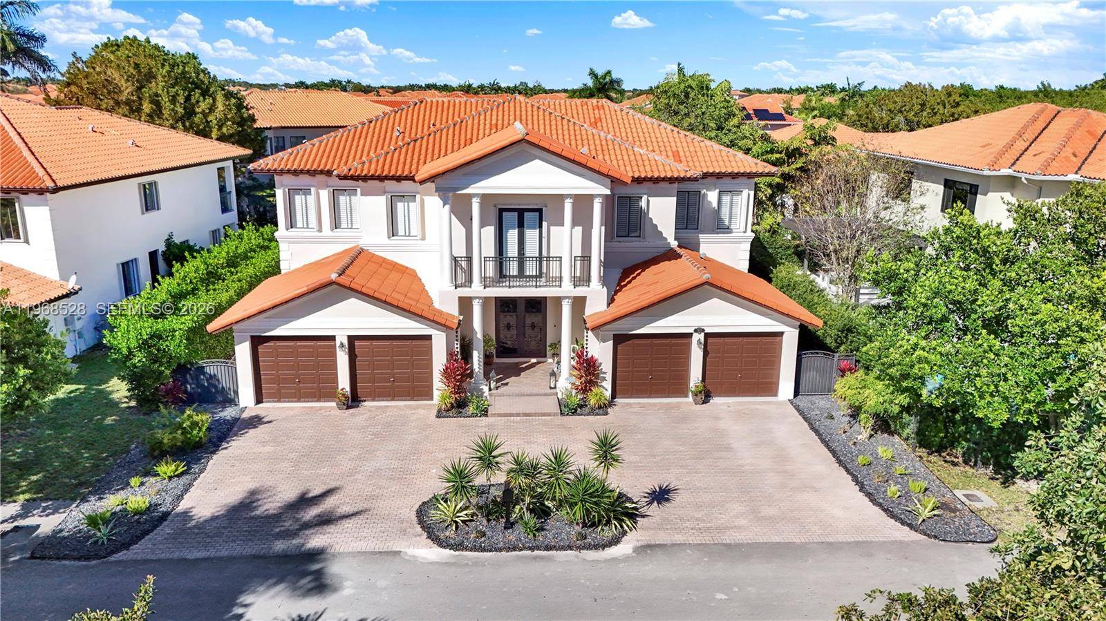 7823 SW 195th TerCutler Bay - picture
