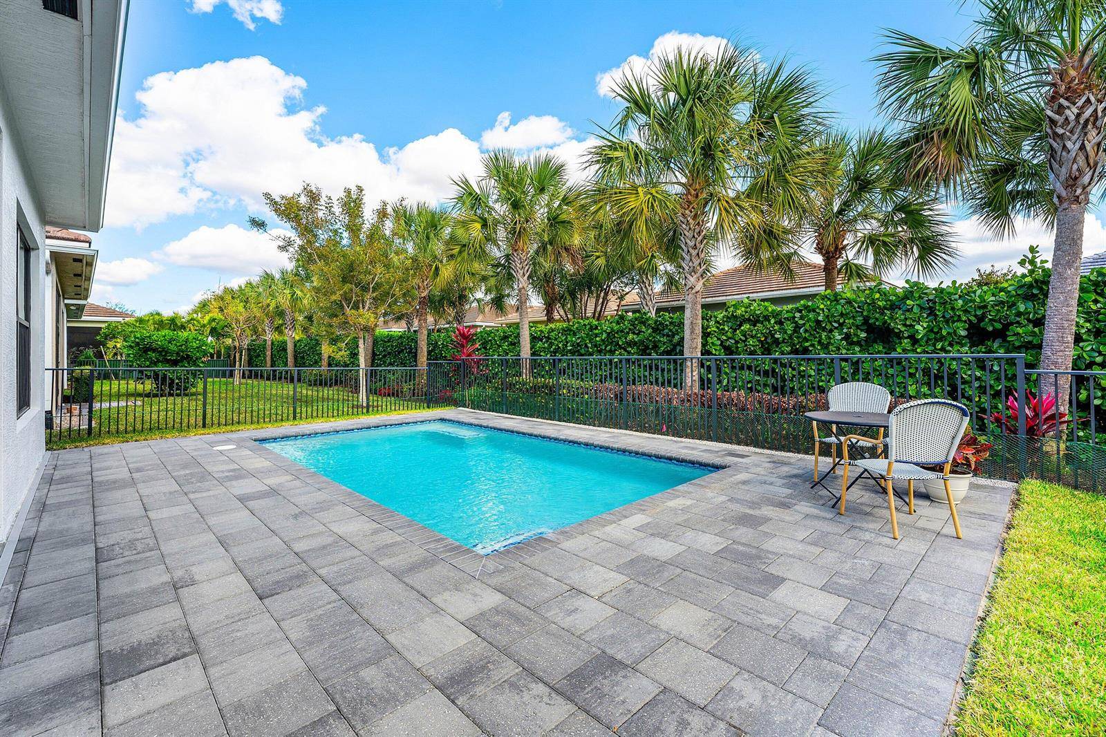 16047 Key BiscayneWestlake - picture