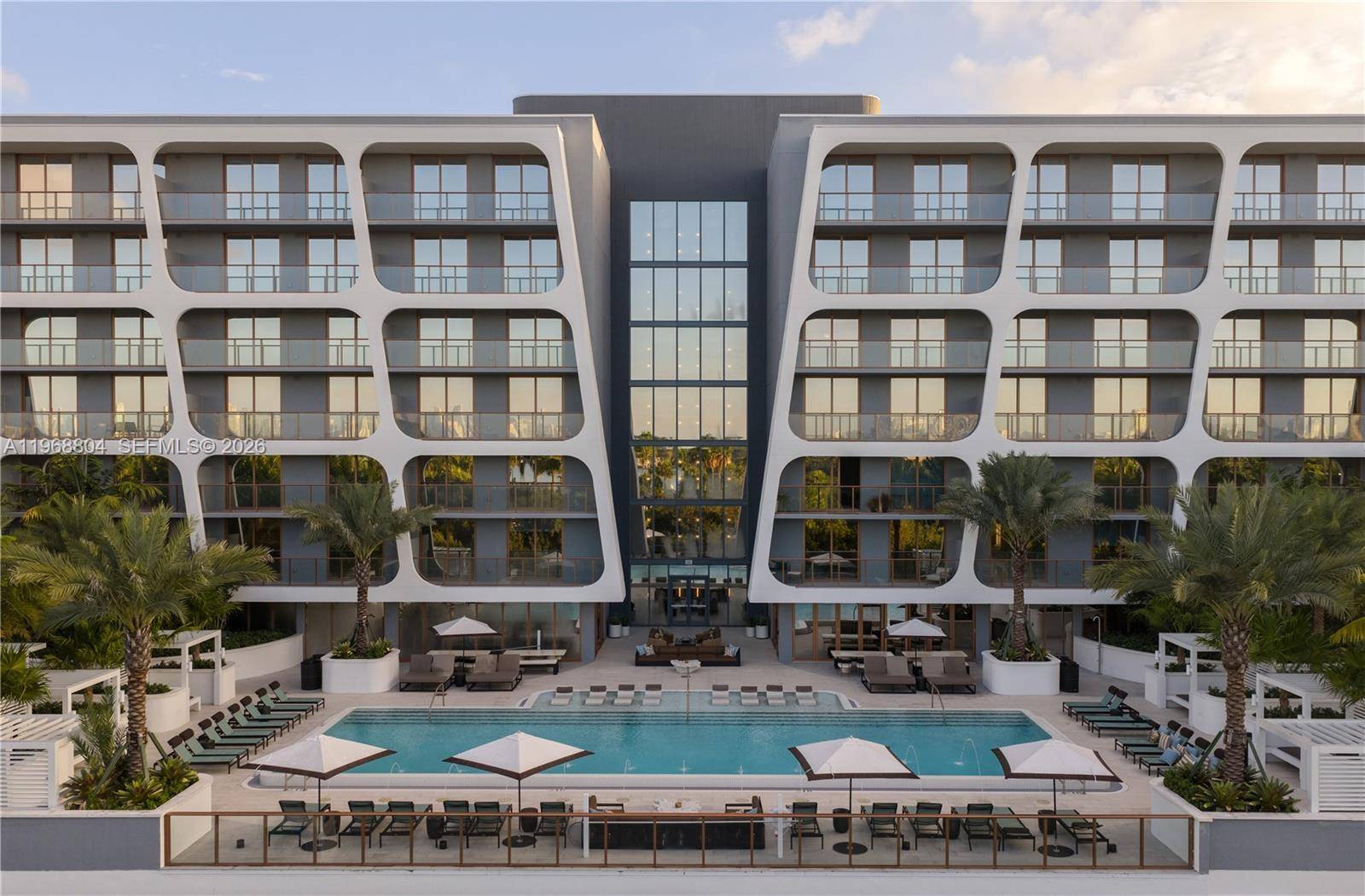 3900 Alton RoadMiami Beach - Apartments-Annual,Apartment condo unit 422 - picture