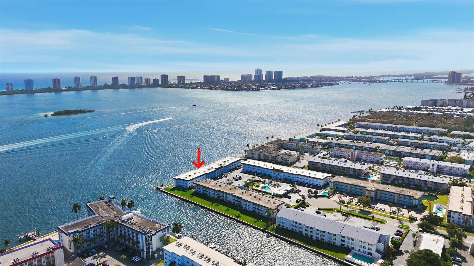 100 ShoreNorth Palm Beach - SHORE CLUB APTS A INC condo unit 104 - picture