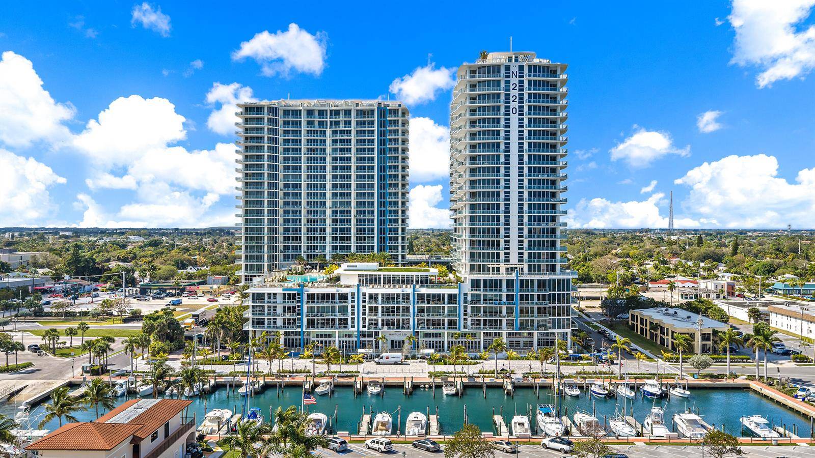 220 Lake ShoreLake Park - Nautilus 220 condo unit N-1521 - picture