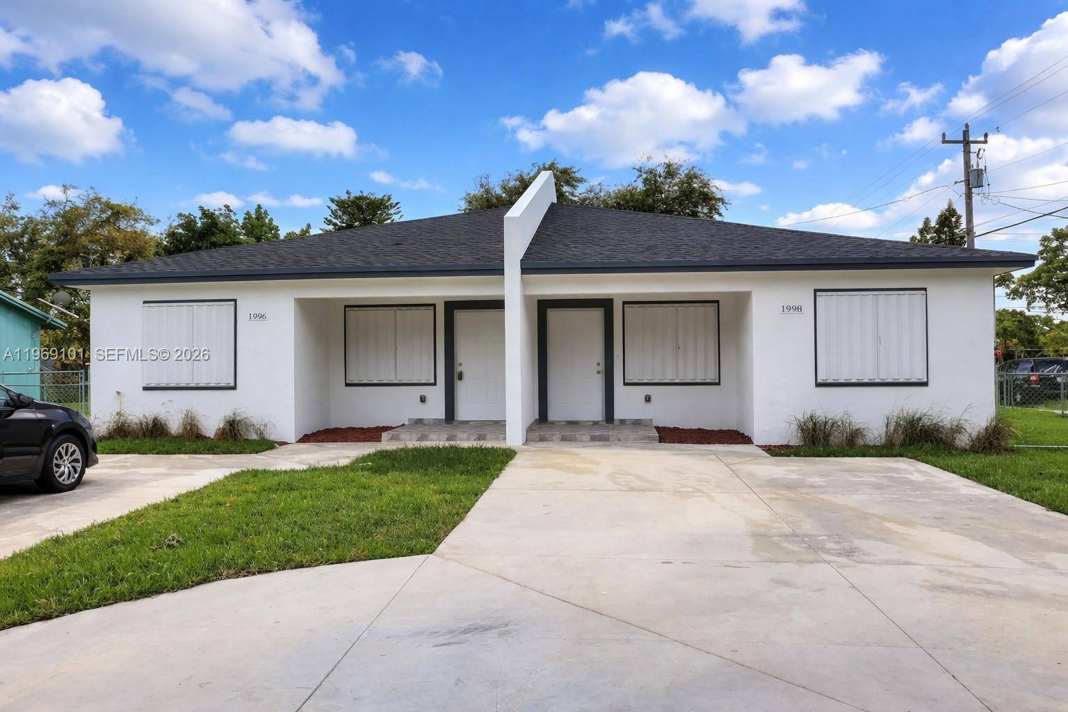 1998 NW 47th StMiami - picture