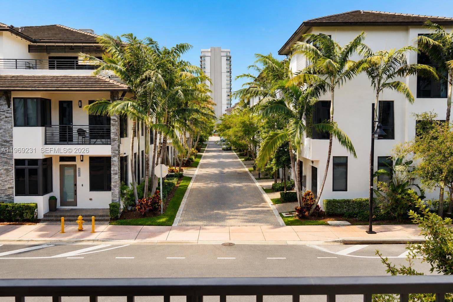 4745 NW 84th CtDoral - Condo 1-4 Stories,Condo condo unit 14 - picture
