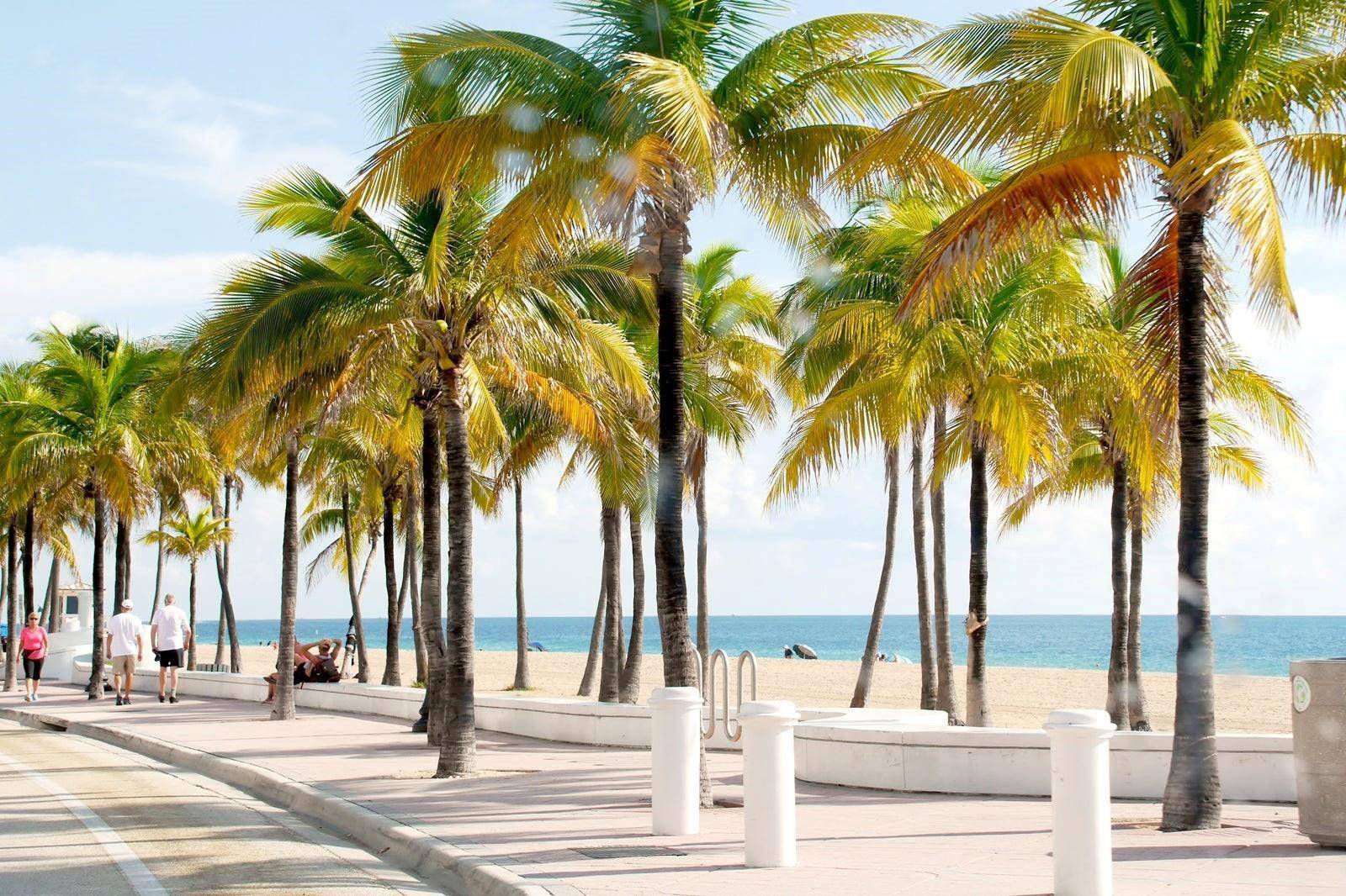 1160 N FederalFort Lauderdale - East Point Towers condo unit 1118 - picture
