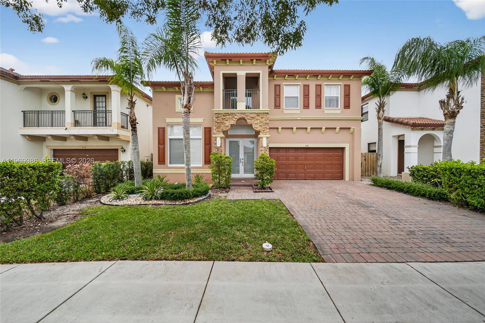 642 SE 37th PLHomestead - picture