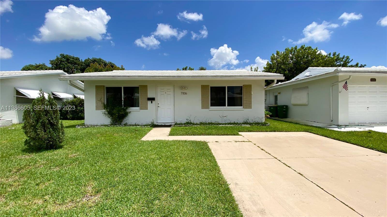 7106 NW 73rdTamarac - picture