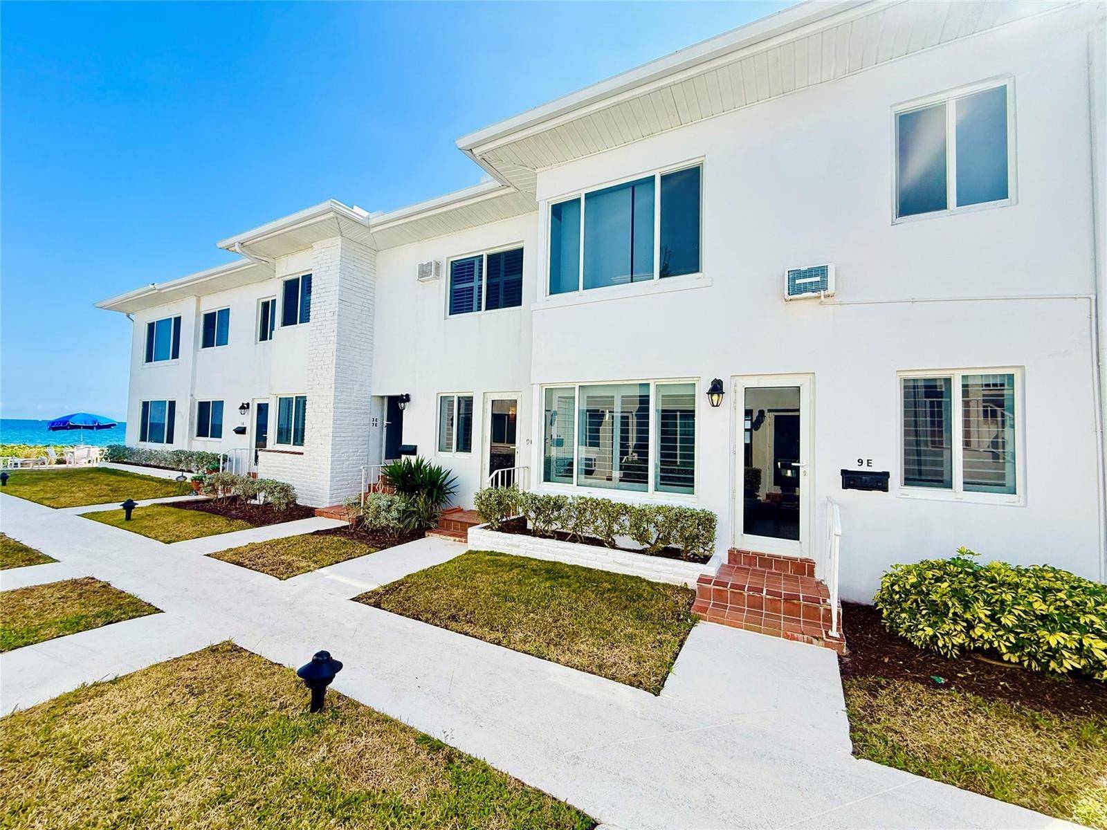 1187 Hillsboro MileHillsboro Beach - Virginia Kaye,Village Kaye condo unit 9e - picture
