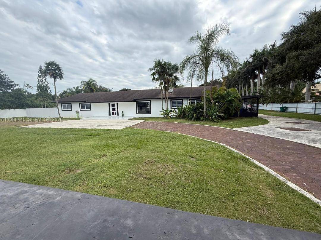 15750 SW 216th StMiami - picture